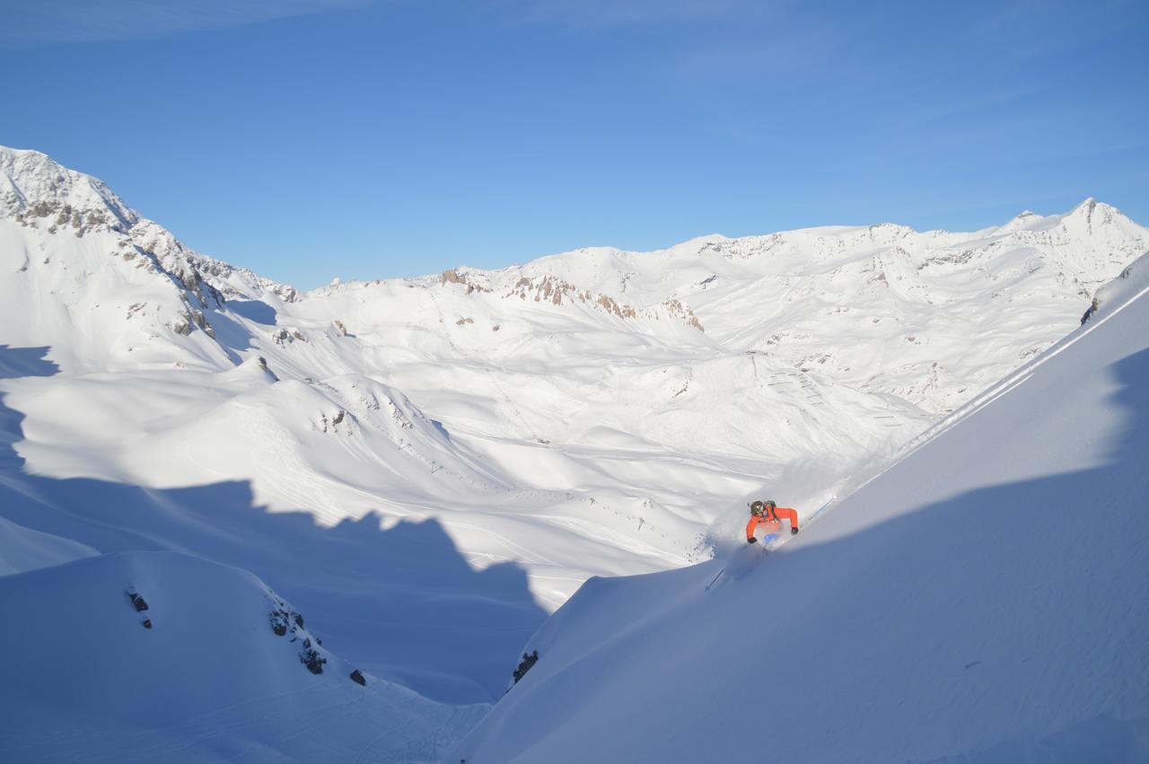 Hotel Le Genepy Tignes Bagian luar foto