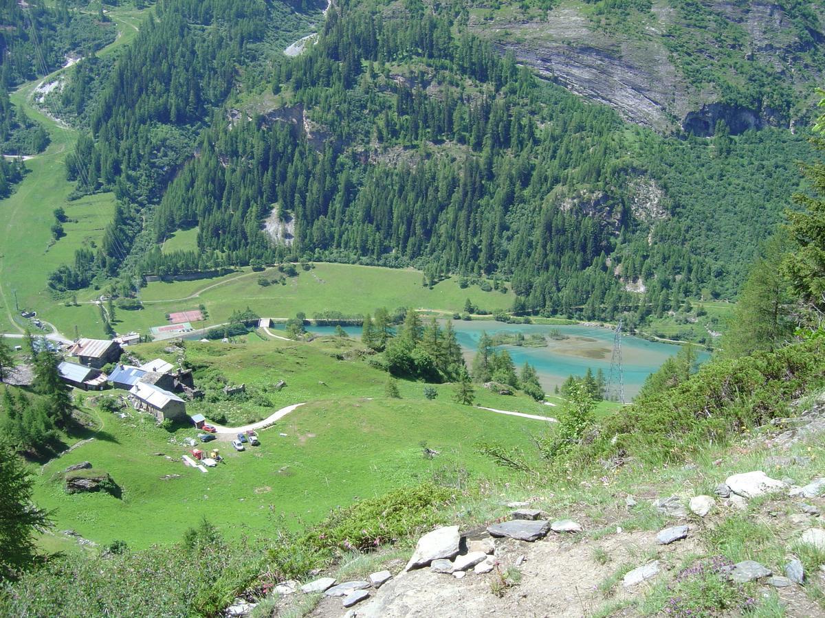 Hotel Le Genepy Tignes Bagian luar foto